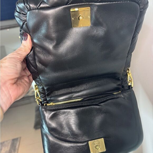 Loewe Puffer Goya Pleated Shiny Lambskin - Black NWT - Picture 4 of 10